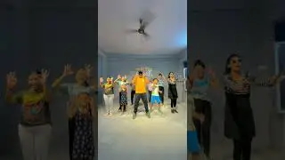 Gore Gore Mukhde Pe Kala Kala Chasma #dance  #reels #viral #goregoremukhdepekaalakaalachasma
