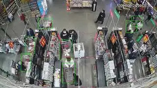 Shopping cart queue length detection with video analytics