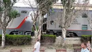 Теп70Бс с поездом Москва - Феодосия двухэтажный