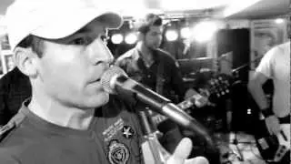 'The Bucket' LIVE - Kings of Leon (covered by The Red Sands)