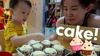I LOVE SPRINKLES! Baby Decorates Cupcakes For The First Time Ever 🧁😍