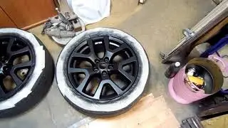 Painting wheels with liquid rubber