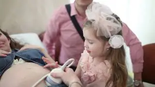 Семейное видео. В ожидании малыша (Full Frame Family)