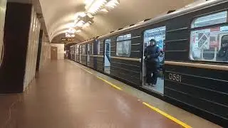 81-717.5 #0191-0190 на станции площадь Конституции, г.Харьков.