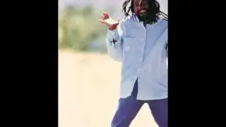 Lucky Dube - Love Me (The Way I Am) (lyrics)