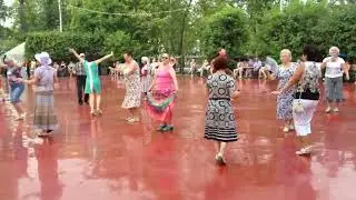 танцы кому заа! Саранск  2015 год. парк Пушкина.