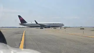 Landing at JFK Int'l Airport, Runway 22R (with ATC Audio): August 25, 2024