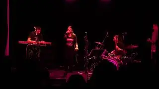 La Rosendo - Por Las Buenas - VIVO