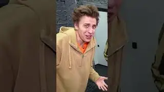 Влад в конце 👖😂