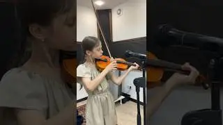 А Вы любите песни на французском? Каждая маленькая речка рано или поздно становится морем 