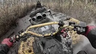 Стелс Гепард 650 по болоту в двоём, едет легко.