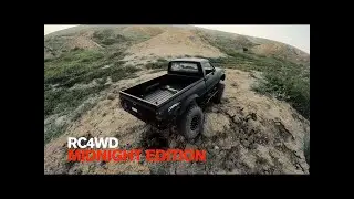 RC4WD Midnight Edition with Teraflex Revolver Z-Box shackes and Super soft red leaf springs.
