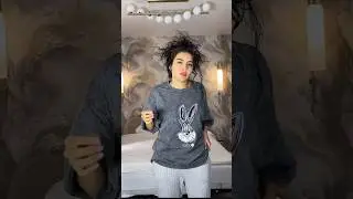 Мени кийимсиз куряпсизми😍