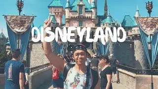 DISNEYLAND CALIFORNIA WITH MY SUPER GAY FRIEND