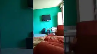 Я бы тоже переживал что в садик  опаздываю.