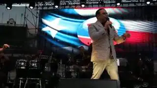 Gilberto Santa Rosa "Día Nacional Salsa 2015" (www.mamboinnradio.com)
