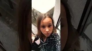 Я упала 😳видео выложила мама