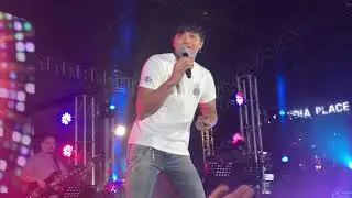 Daniel Padilla sings Manila by the Hotdog at ABSCBN Christmas Party 2019