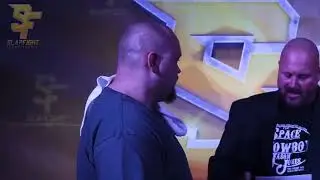 ‘Hammer’ vs ‘Tank’ | 🎁⬇️ SUBSCRIBE now and WIN a PRIZE👇🎁 #faceslap #slapcontest #shorts