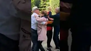 ХАЙ СОНЦЕ СВІТИТЬ НАМ ЗАВЖДИ! 