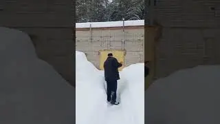 Чистка снега ...