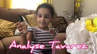 Little girl does her make up