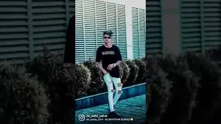 Pose for photoshot 👈📸
