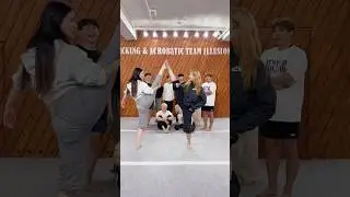 발로 하이파이브 하는 사람들⁉️🤣 High Foot Challenge