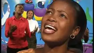Charles MOMBAYA feat Sandra MBUYI - Bandeke
