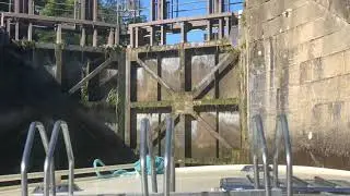Timelapse of Navigating the Locks on the Canal du Midi
