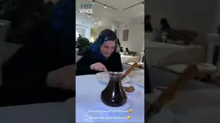 Я пришел в ресторан на ифтар. Я встретил своего друга Патимат, которого не видел два года.