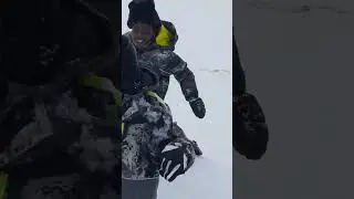 VLOG VLOG : AUJOURD'HUI  IL FAIT CHAUD MALGRÉ L HIVER  VIVE LA GLISSADE