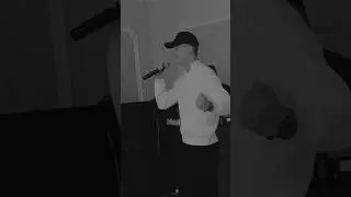 Спел для самого серьезного своего слушателя! 😎🤍