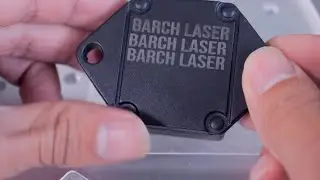 Plastico grabado con maquina laser fibra optica BCF, gran variedad de plasticos grabados.