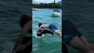 Diving into the English or Spanish?