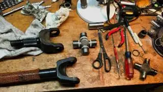 Front Axle Shaft U-Joint Repair.