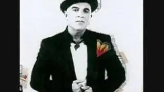 GIANNIS ZOUGANELIS - PARE DOSE PARE DOSE - PEINADEUS.wmv