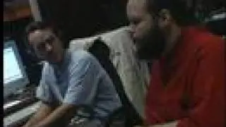 Ed Motta em estudio  