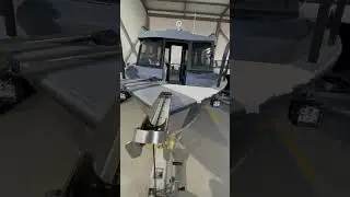 В работе лодка REALCRAFT 600 CABIN от компании @TheSalutBoat ! Устанавливаем оборудование 🛥️
