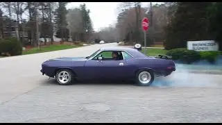 CARTER SHARER'S AVENTADOR LEAVES AND 'CUDA GUY'S 'CUDA DOES A BURNOUT AT CECC