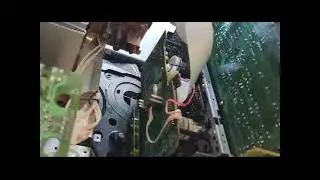 Разобрать кассетный блок музыкального центра SONY.