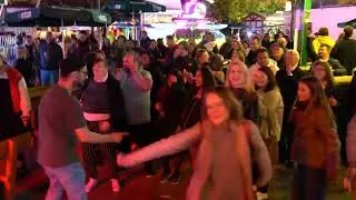 Boptown Cats bei der Innenstadtkirmes 2022 in Marburg (13)