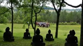 Climbing the hill of the century (Leo đồi thế kỷ)
