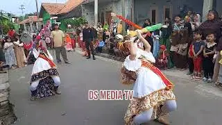 😯😯 AKSI MAYORET GRUP DRUM BAND SMP BP MARGASARI - LAGU PERAHU LAYAR
