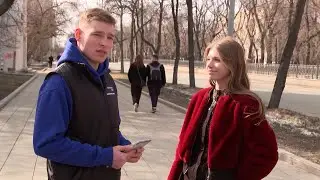 Волонтёры замазывают наркорекламу на стенах. Real video