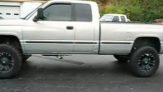 1999 Dodge Ram 2500 4x4 - 5.9 Cummins Turbo DIESEL - Custom Wheels - MotoMafia.com