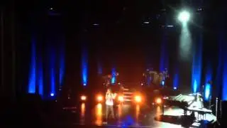 Durmiendo sola vanesa martin arteria coliseum