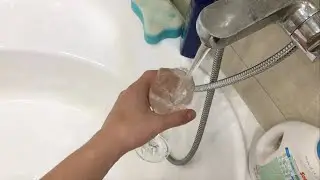 Намочил воду водой
