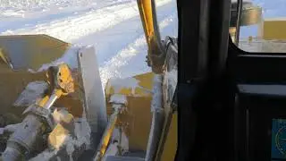 расчистка дороги в пару с CAT D9R Я НА KOMATSU D65EX 16