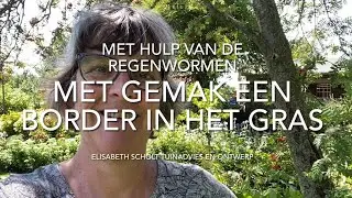 MET GEMAK EEN BORDER IN HET GRAS